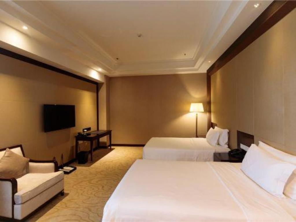 Linyi Blue Horizon International Hotel Yi He Экстерьер фото
