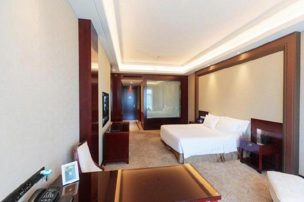 Linyi Blue Horizon International Hotel Yi He Экстерьер фото