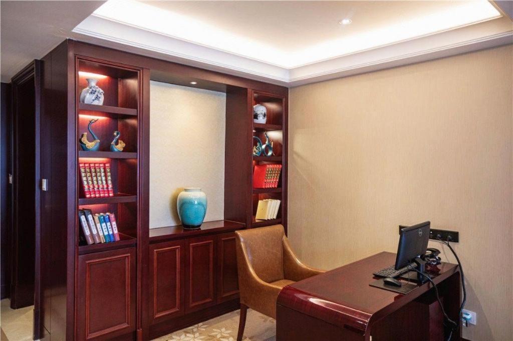 Linyi Blue Horizon International Hotel Yi He Экстерьер фото