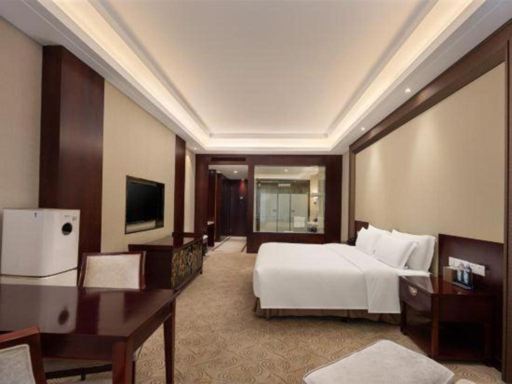 Linyi Blue Horizon International Hotel Yi He Экстерьер фото