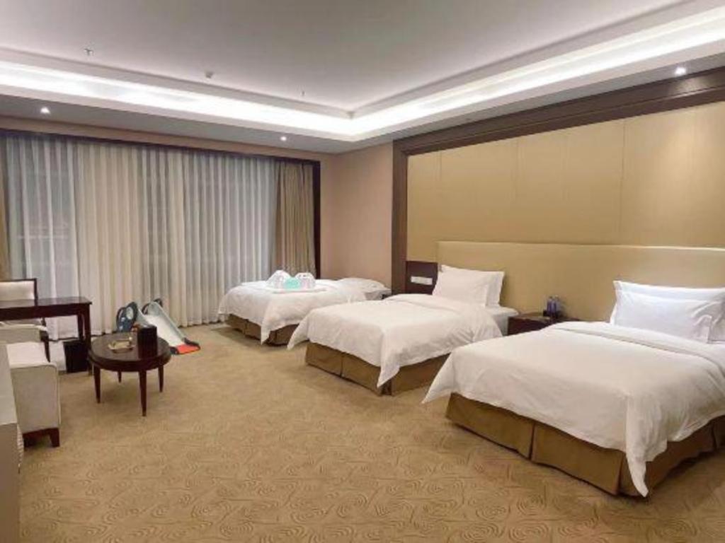 Linyi Blue Horizon International Hotel Yi He Экстерьер фото