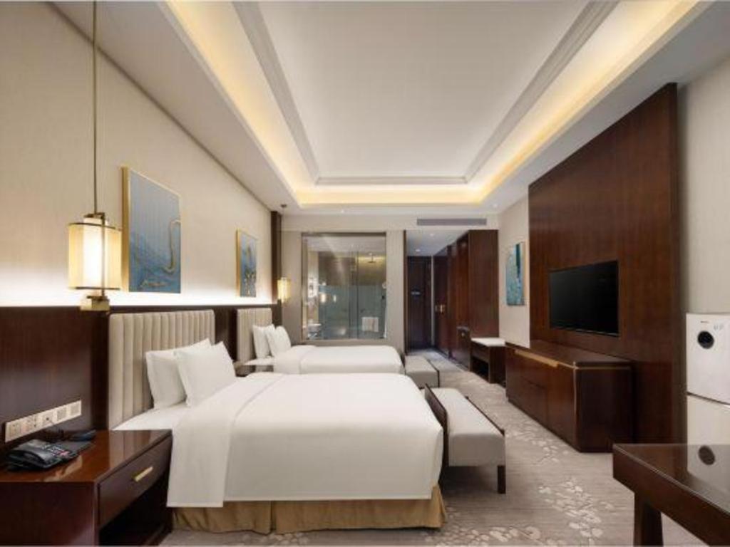 Linyi Blue Horizon International Hotel Yi He Экстерьер фото