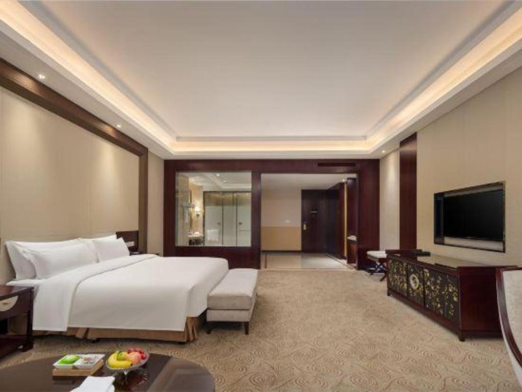Linyi Blue Horizon International Hotel Yi He Экстерьер фото