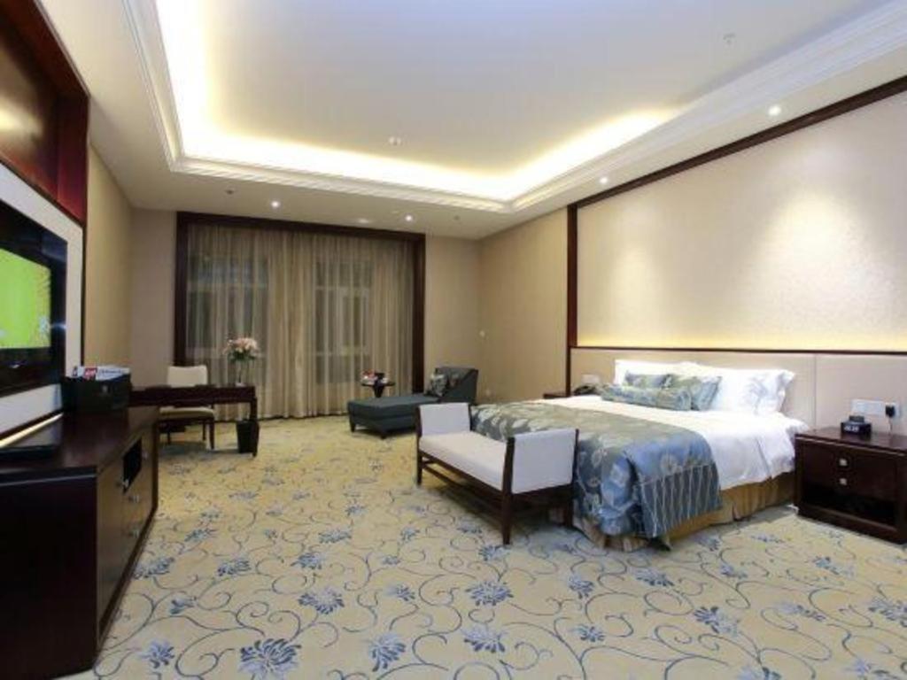 Linyi Blue Horizon International Hotel Yi He Экстерьер фото