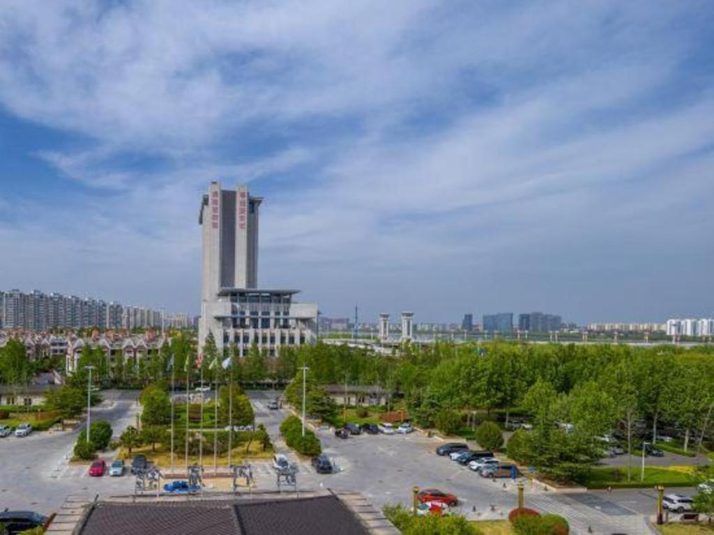 Linyi Blue Horizon International Hotel Yi He Экстерьер фото